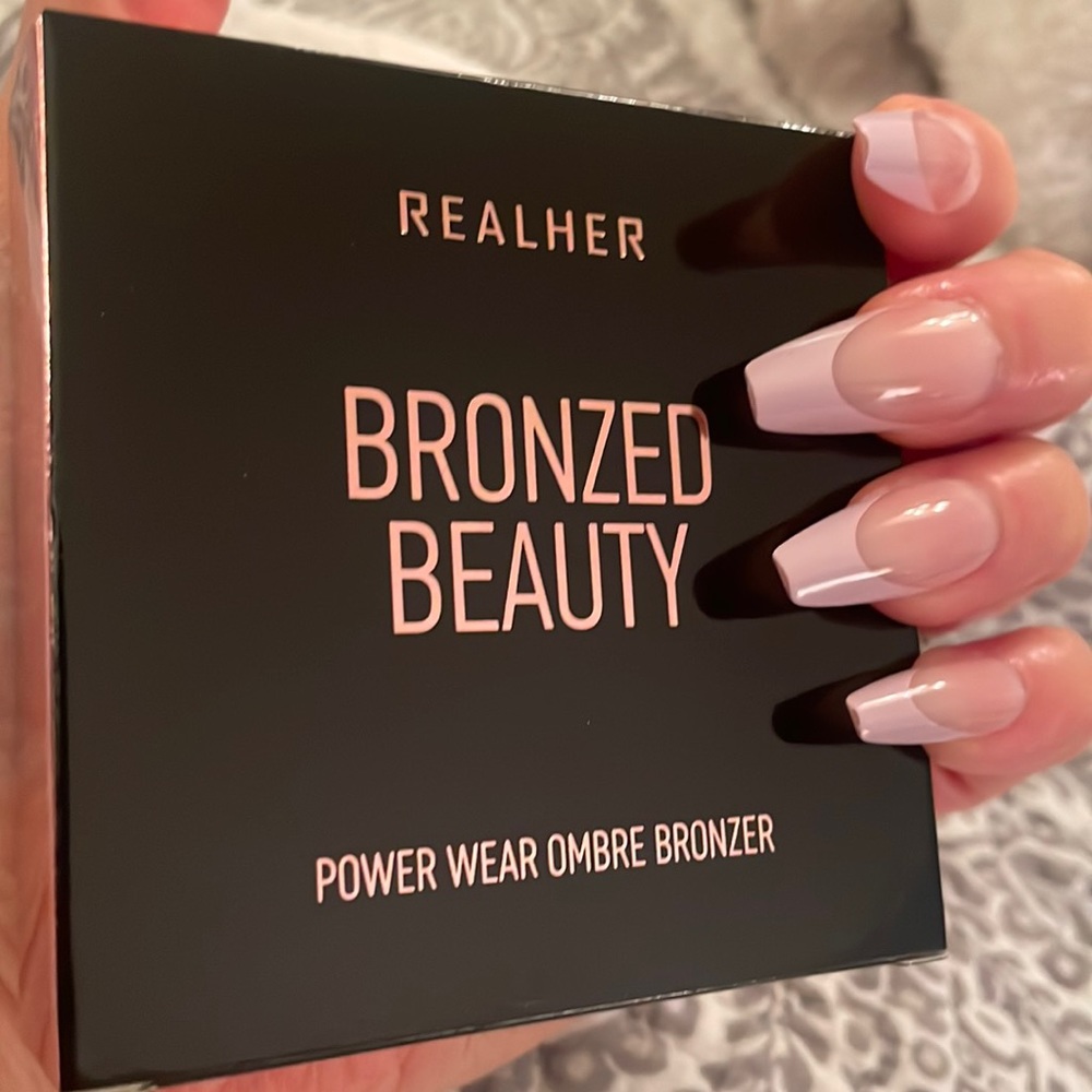 Realher Powder Wear Ombré Bronzer - Bronzed Beauty - Sold Out on Website